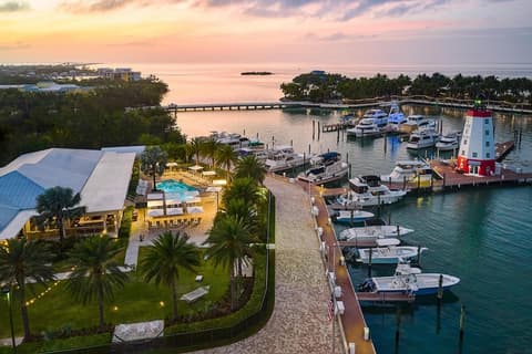 Faro Blanco Resort Marathon Florida Keys, Curio by Hilton