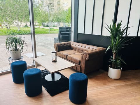 ibis Lyon Caluire Cité Internationale, Lobby sitting area