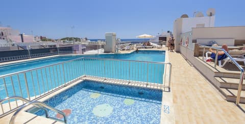 Duquesa Playa Aparthotel