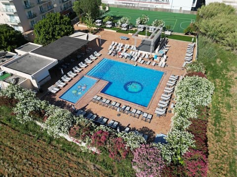 Invisa Hotel Es Pla - Adults Only, Tennis court