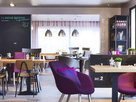 Campanile NATURE - Saint-Germain-en-Laye