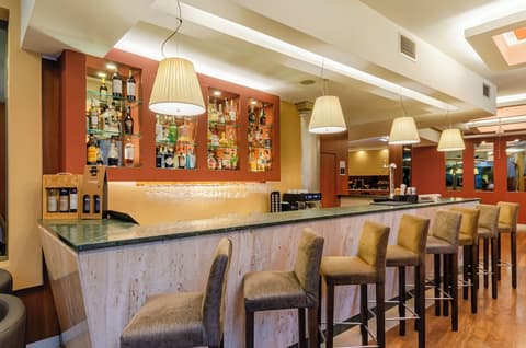 TURIM Europa Hotel, Sports bar
