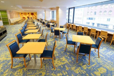 Karasuma Kyoto Hotel, Dining