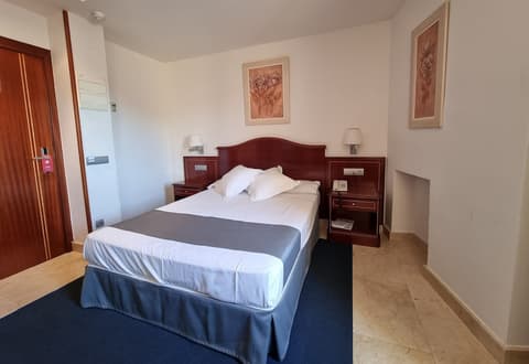 Hotel Gran Legazpi, Room