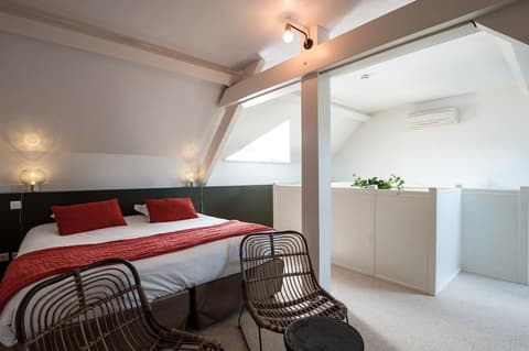 Ermitage De Corton, Room