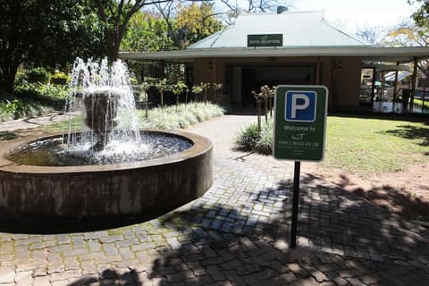 Perry's Bridge Hollow Boutique Hotel