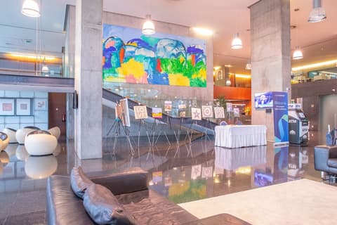 VIP Executive Art's Hotel