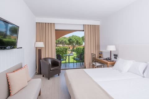 La Costa Golf & Beach Resort