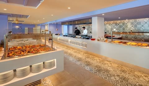 Protur Floriana Resort Aparthotel, Buffet