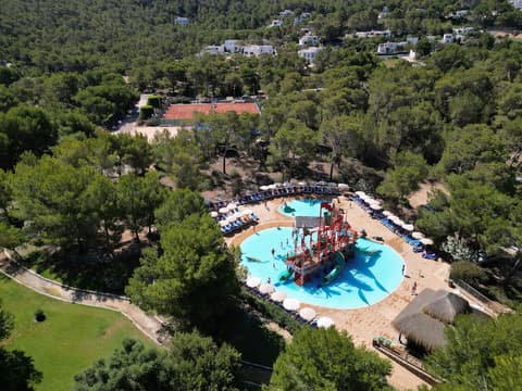 Invisa Hotel Club Cala Blanca