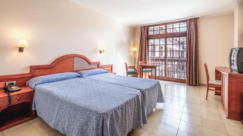 Apartamentos Be Smart Florida Plaza, Room