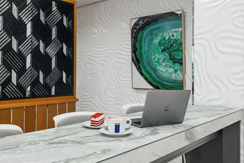 Golden Sands Hotel Apartments