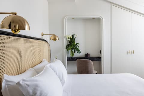 Hotel Continentale, Room