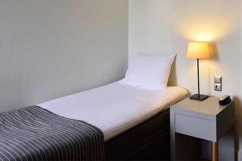 Le Palace Hotel, Room