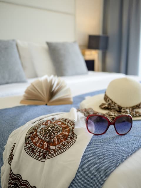 Athineon Hotel