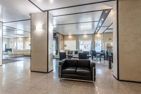 Hotel Lis, Reception