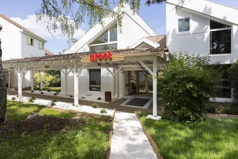 greet Hotel Villeneuve La Garenne