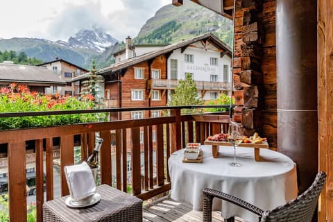 Hotel Chesa Valese