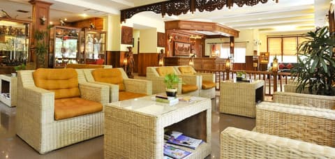 City River Hotel