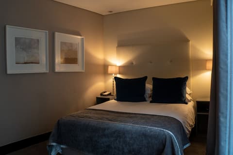 Raphael Penthouse Suites, Room