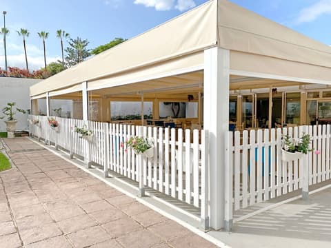 BLUESEA Interpalace, Terrace/patio