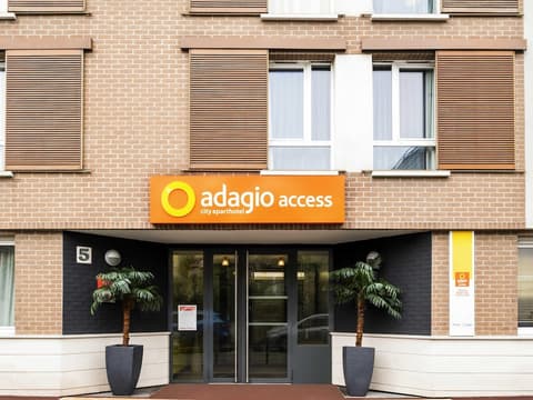 Aparthotel Adagio Access Paris Vanves Porte de Chatillon, Miscellaneous