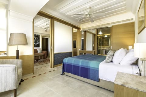 Columbia Beach Resort