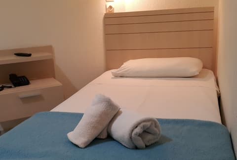 Castello City Hotel, Room