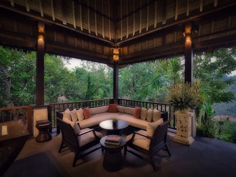 Hanging Gardens of Bali, Lobby lounge