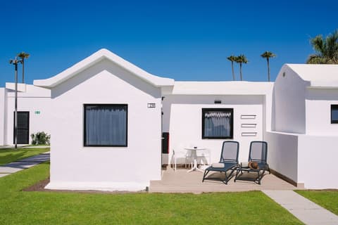 Club Maspalomas Suites & Spa - Adults Only, Terrace/patio