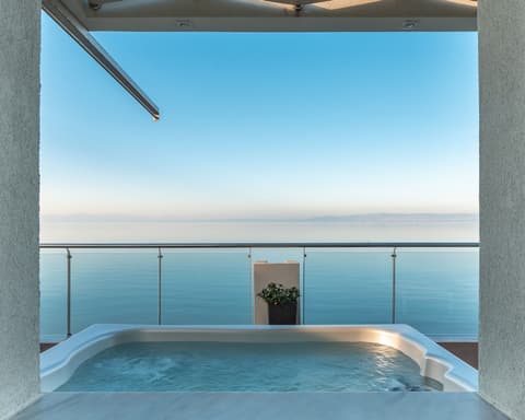 Golden Star City Resort