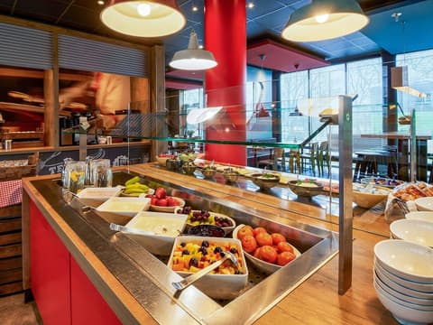 B&B HOTEL Frankfurt-Messe, Dining