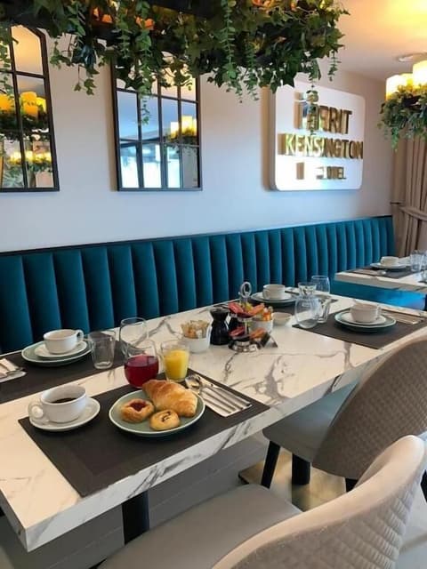 Oxford Hotel Earl's Court