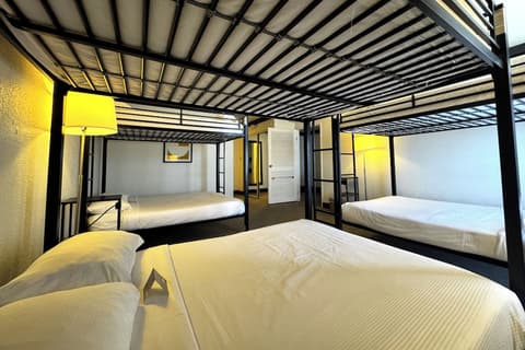 OYO Hotel and Casino Las Vegas, Room