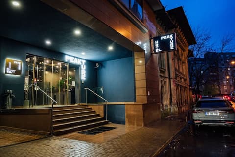 PeakTure Hotel Bucharest
