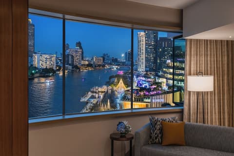 Millennium Hilton Bangkok
