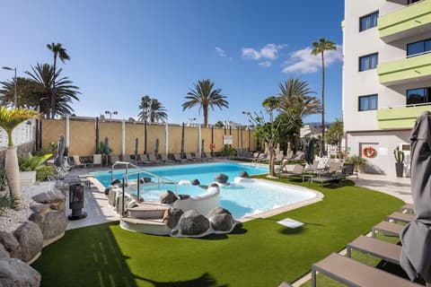 Hotel LIVVO Anamar Suites, Pool