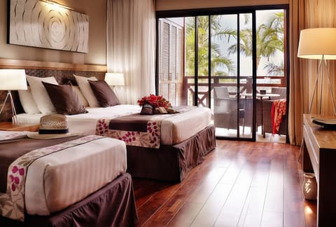 Iloha Seaview Hotel, Room