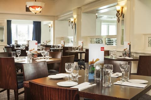 Mercure Birmingham West Hotel