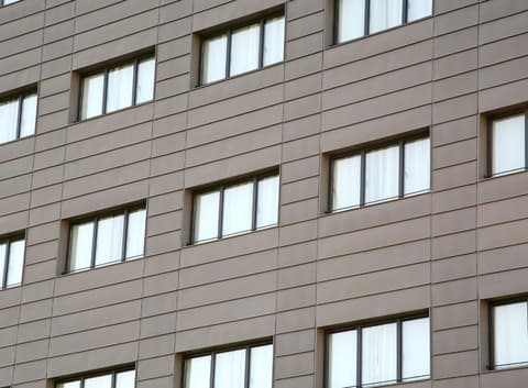 Hotel Mercader, Exterior