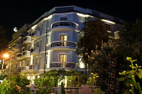 Hotel Sovrana & Re Aqva SPA
