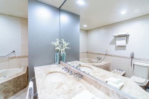 Crowne Plaza Asuncion by IHG