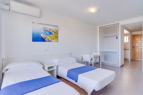 Las Palomas Apartments Econotels, Room