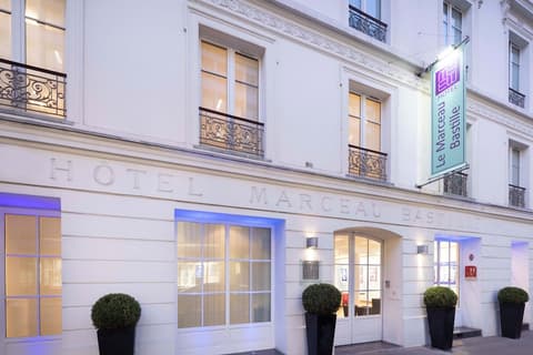 Le Marceau Bastille, Exterior