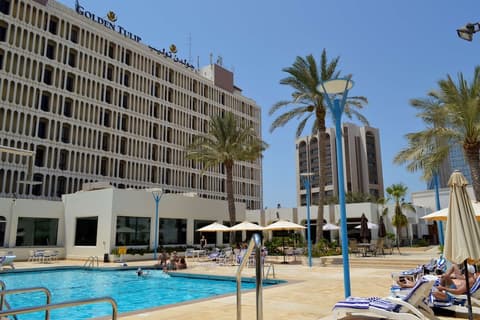 Golden Tulip Bahrain, Pool