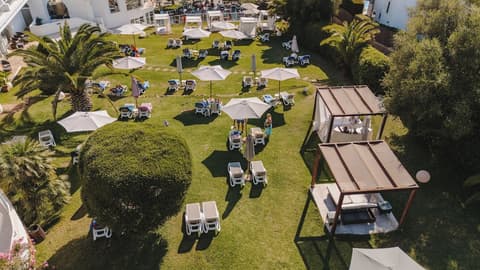 Grupotel Rocador, Property grounds