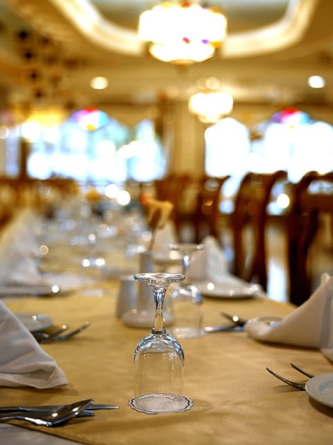 Toledo Hotel, Restaurant