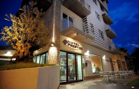 Hotel Prestige
