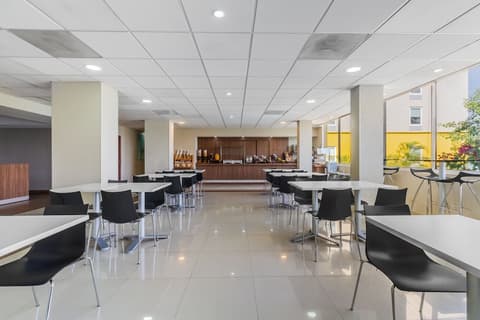 City Express by Marriott Tuxtla Gutierrez, Breakfast meal