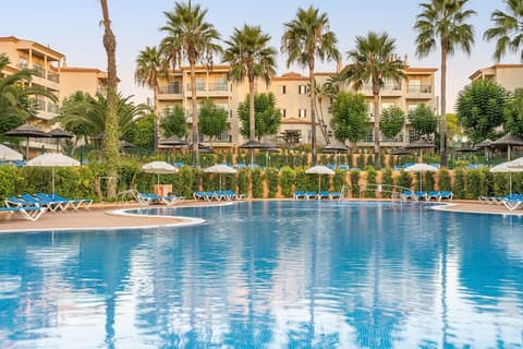 3HB Clube Humbria, Outdoor pool